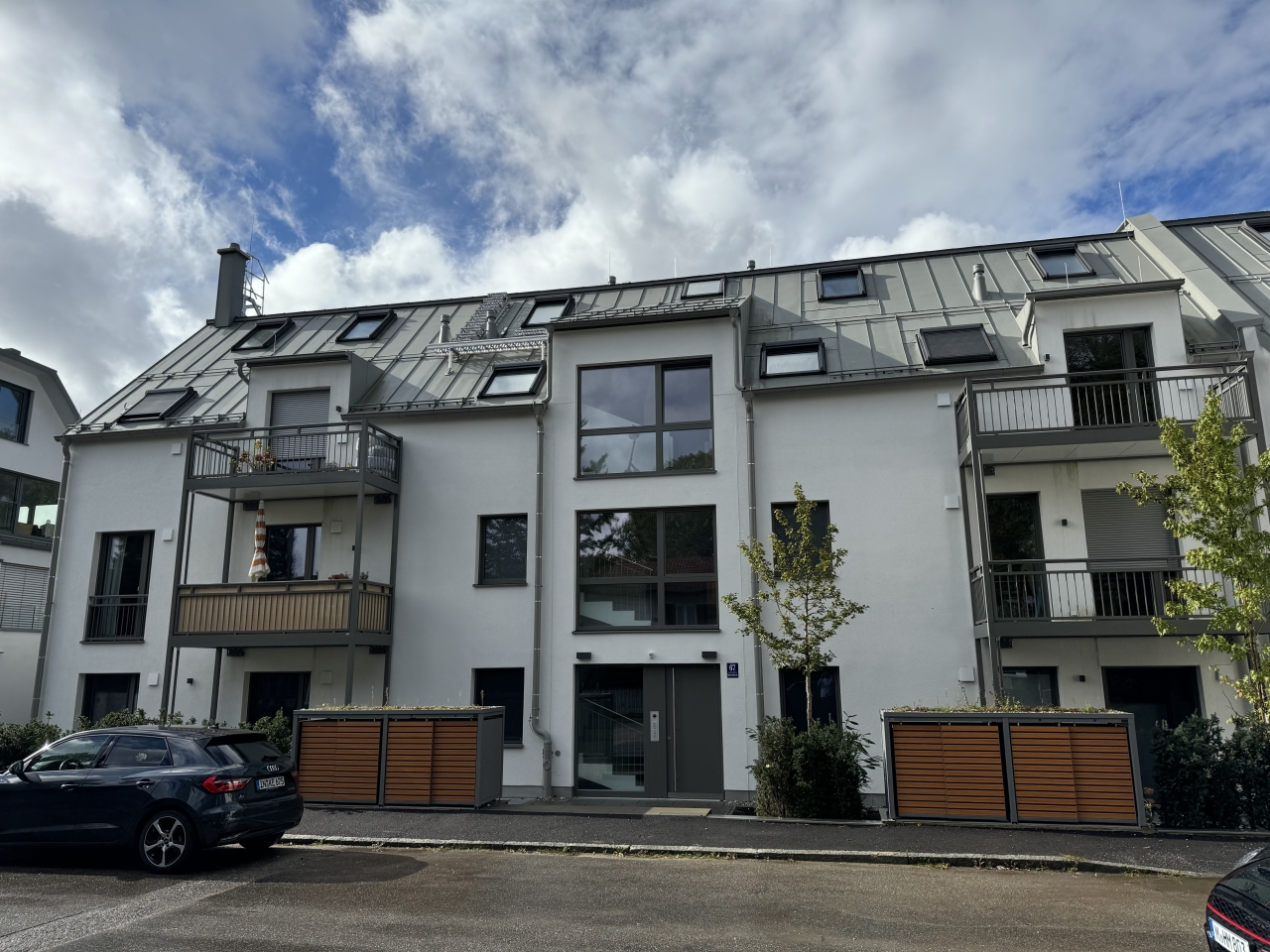 eco+ architekten - Projekt: Neubau eines Mehrfamilienhaus mit 9 Wohneinheiten und Tiefgarge im ECizienzhaus 55 Standard