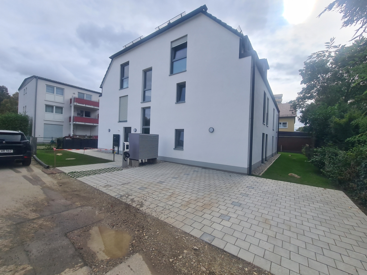 eco+ architekten - Projekt: Neubau eines Mehrfamilienhauses mit 5 Wohneinheiten im geförderten Wohnungsbau im Effizienzhaus 55 Standard