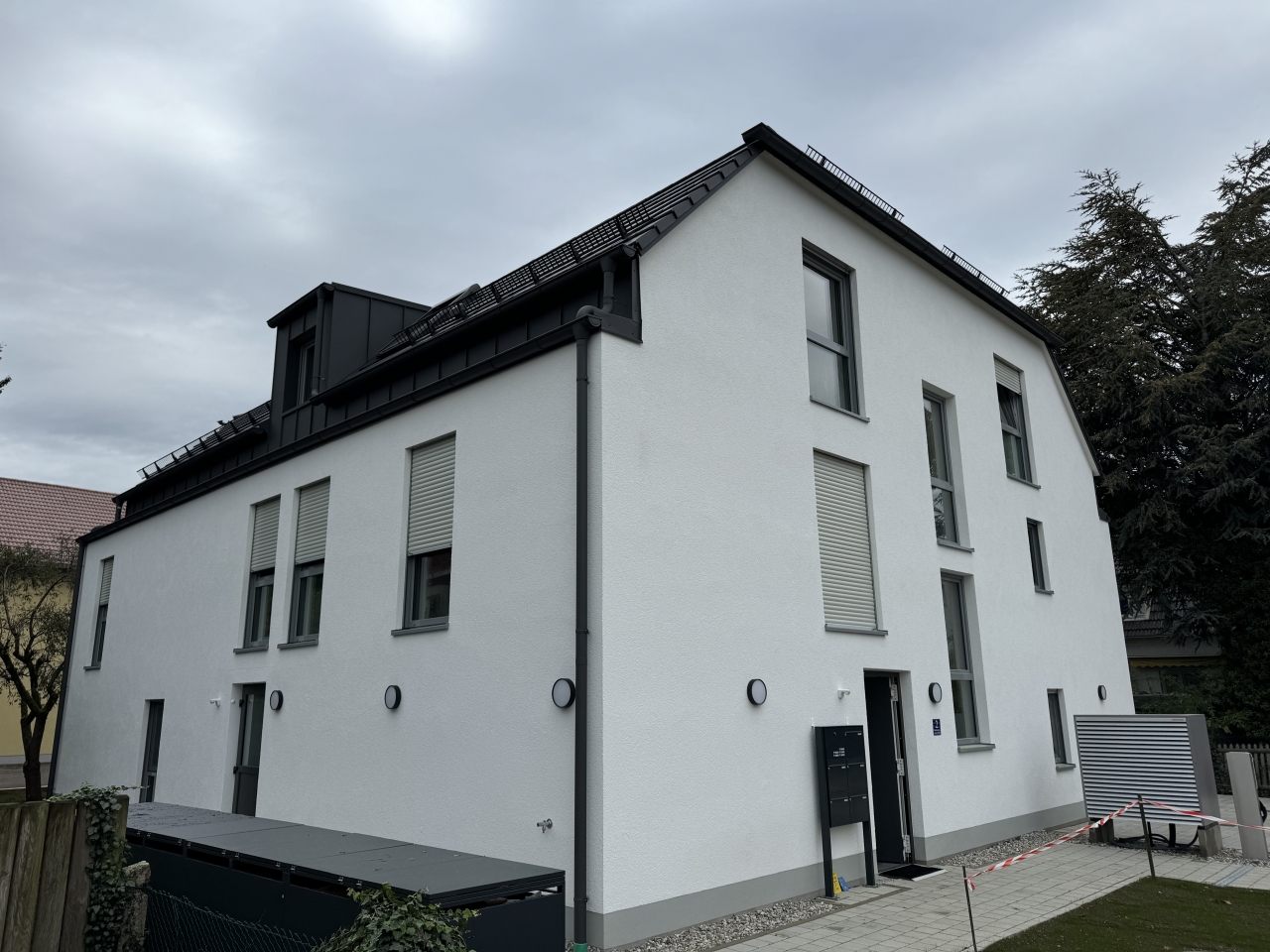 eco+ architekten - Projekt: Neubau eines Mehrfamilienhauses mit 5 Wohneinheiten im geförderten Wohnungsbau im Effizienzhaus 55 Standard