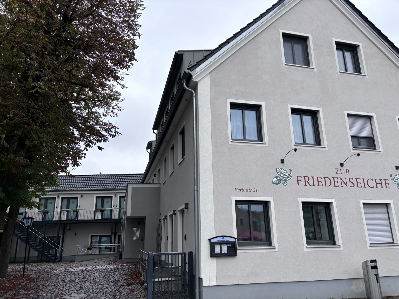 eco+ architekten - Projekt: Sanierung und Umbau einer alten Schlachterei zu einem Gebäude für die dauerhafte wohnwirtschaftliche Nutzung mit 25 Wohneinheiten im Effizienzhaus 40-Standard (Sanierung)