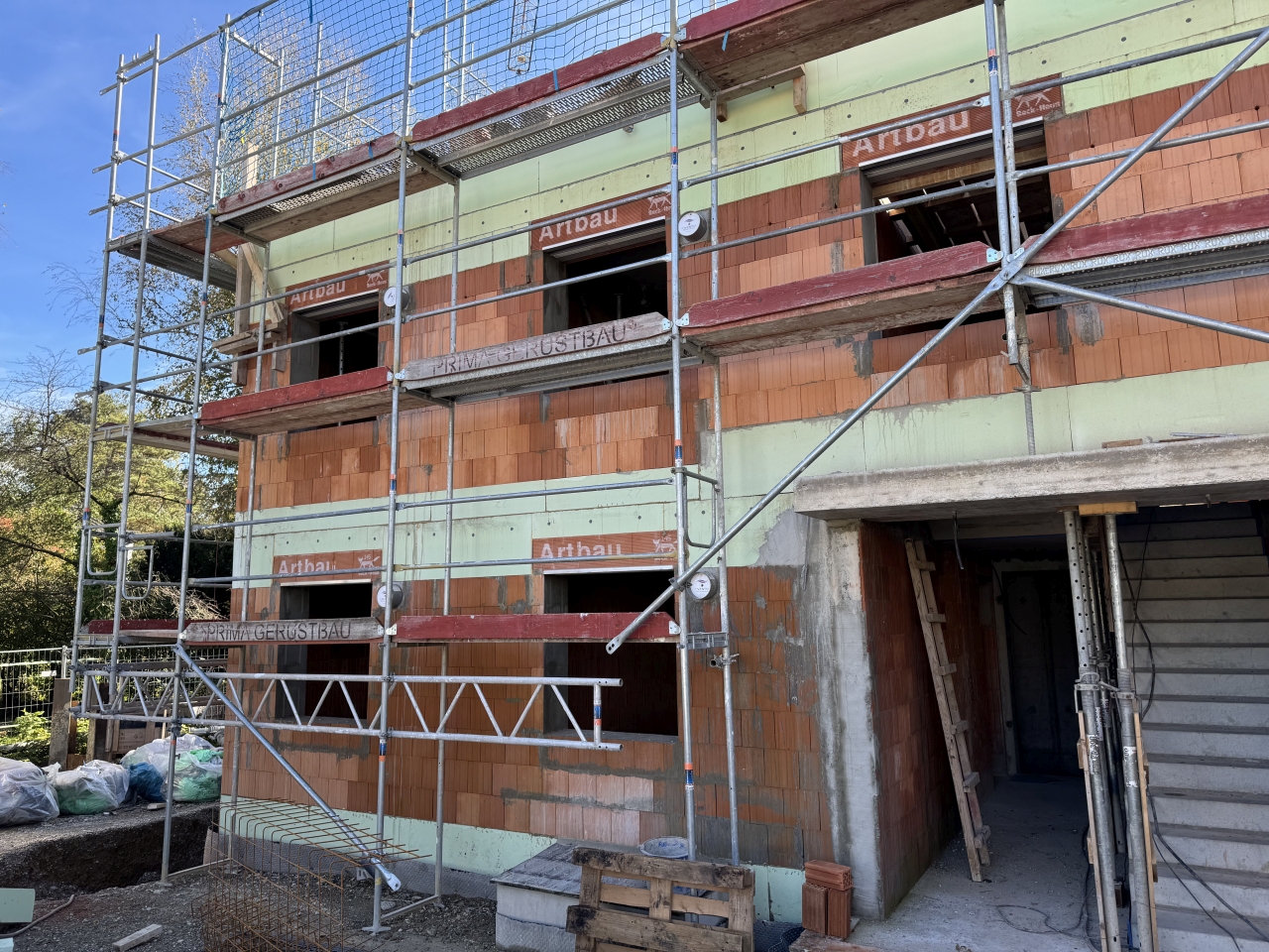 eco+ architekten - Projekt: Neubau eines Mehrfamilienhaus (KfW 40)