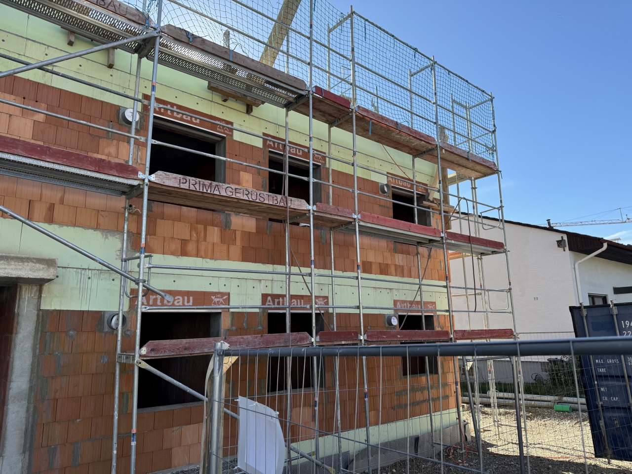 eco+ architekten - Projekt: Neubau eines Mehrfamilienhaus (KfW 40)