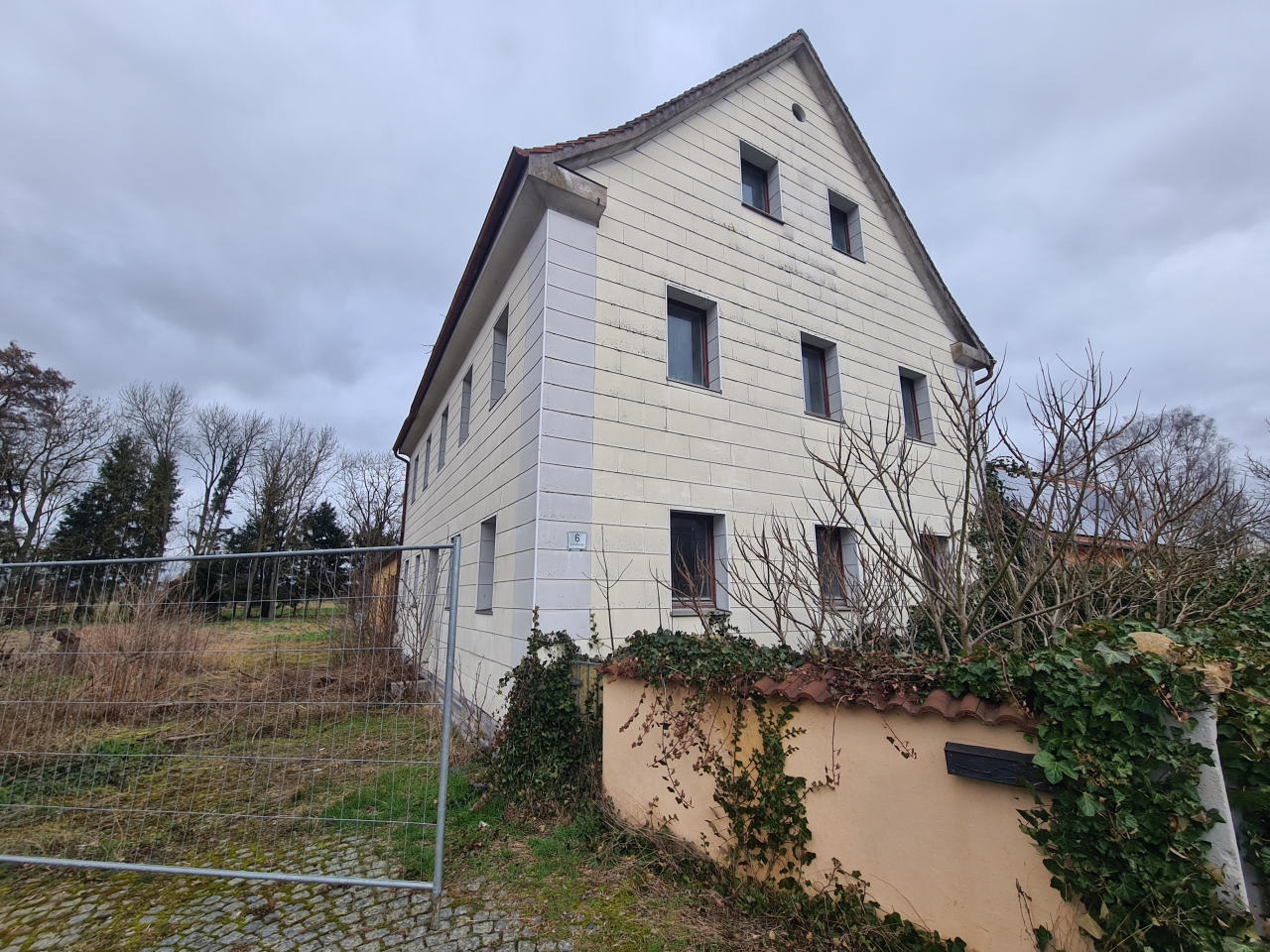 eco+ architekten - Projekt: Umbau einer Schreinerei zu einer Kindertagesstätte