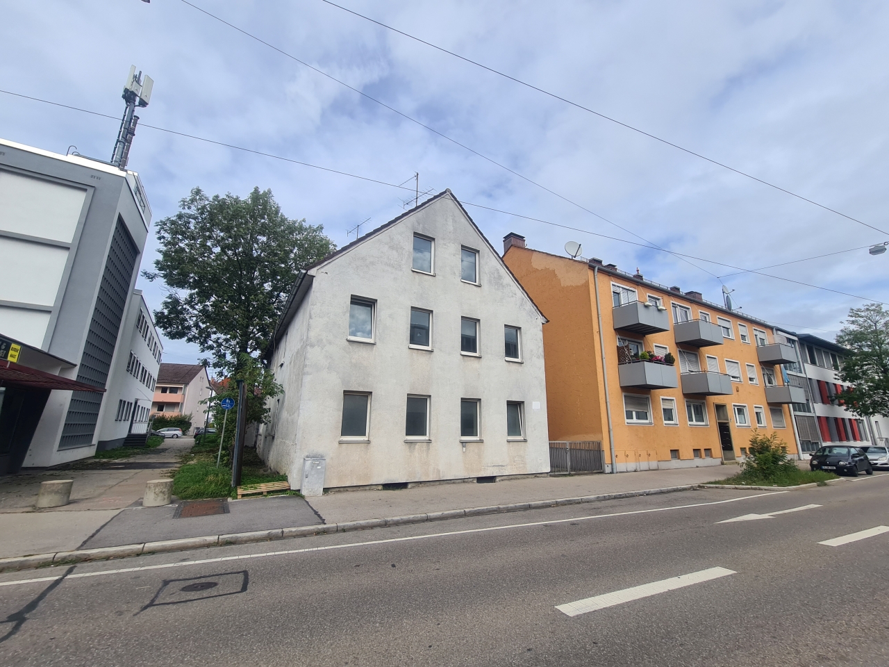eco+ architekten - Projekt: Umbau, Erweiterung und Sanierung eines Mehrfamilienhauses zu einen Studentenwohnheim